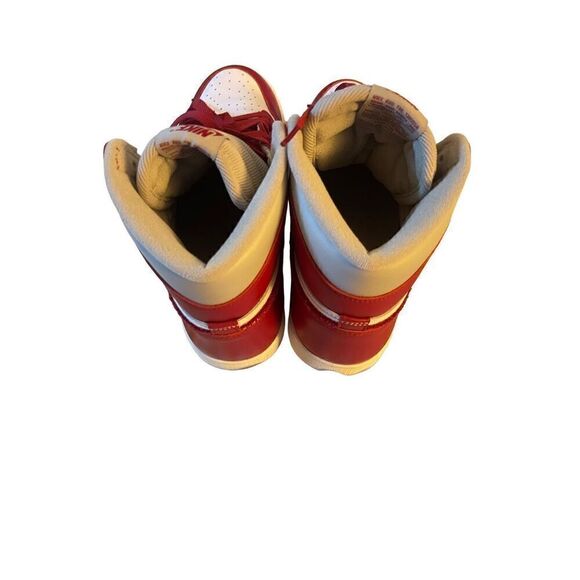 JORDAN 1 RETRO HIGH OG - Picture 7 of 8